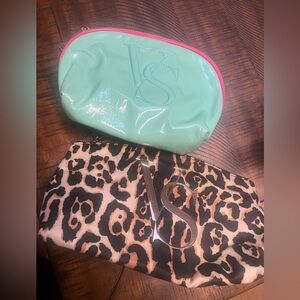 ✨Victoria's Secret Mint and Leopard Cosmetic Bags✨